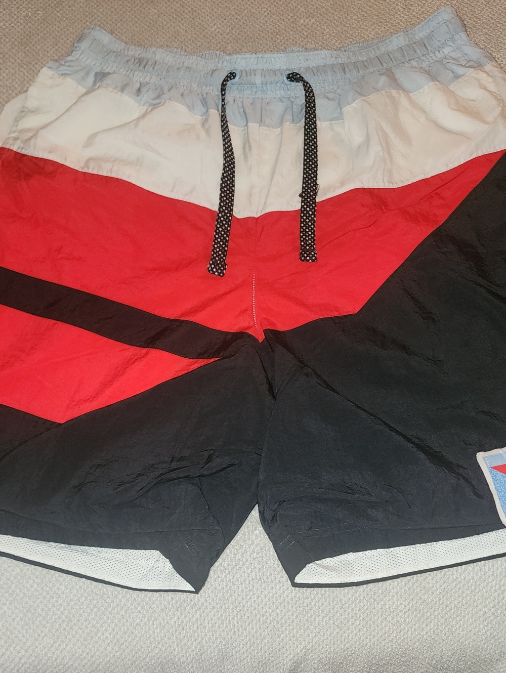 Nike Flight Colorblock Shorts - Picture 2 of 5